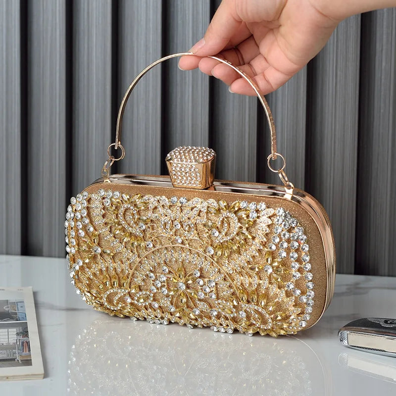 Bolsa Alça de Metal Cravejada Bellorie