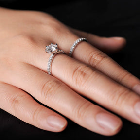 Anel Feminino de Prata 925 Duplo com Zircônia Lunnelé™