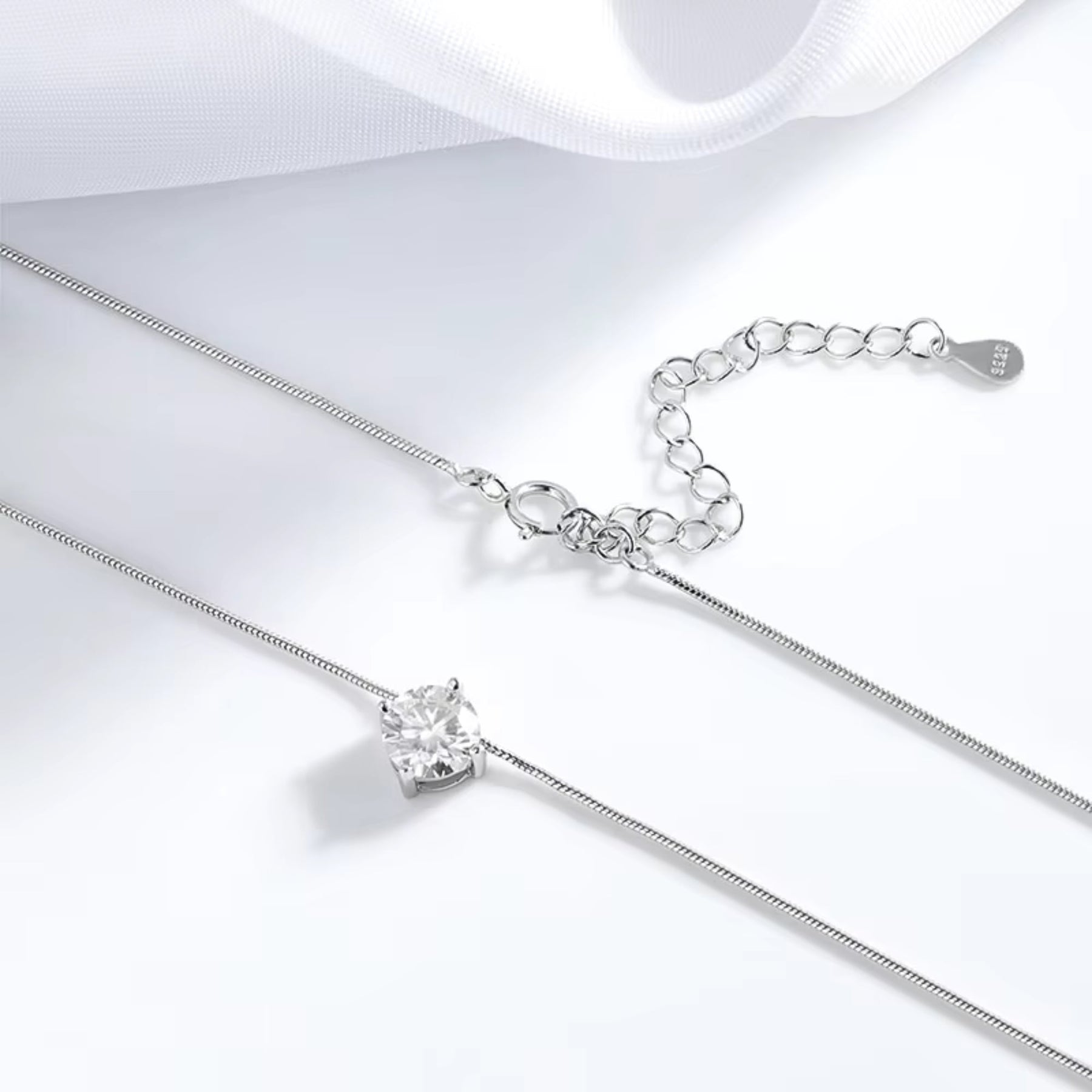 Colar Feminino de Prata 925 Zircônia Ponto de Luz Lunnelé™