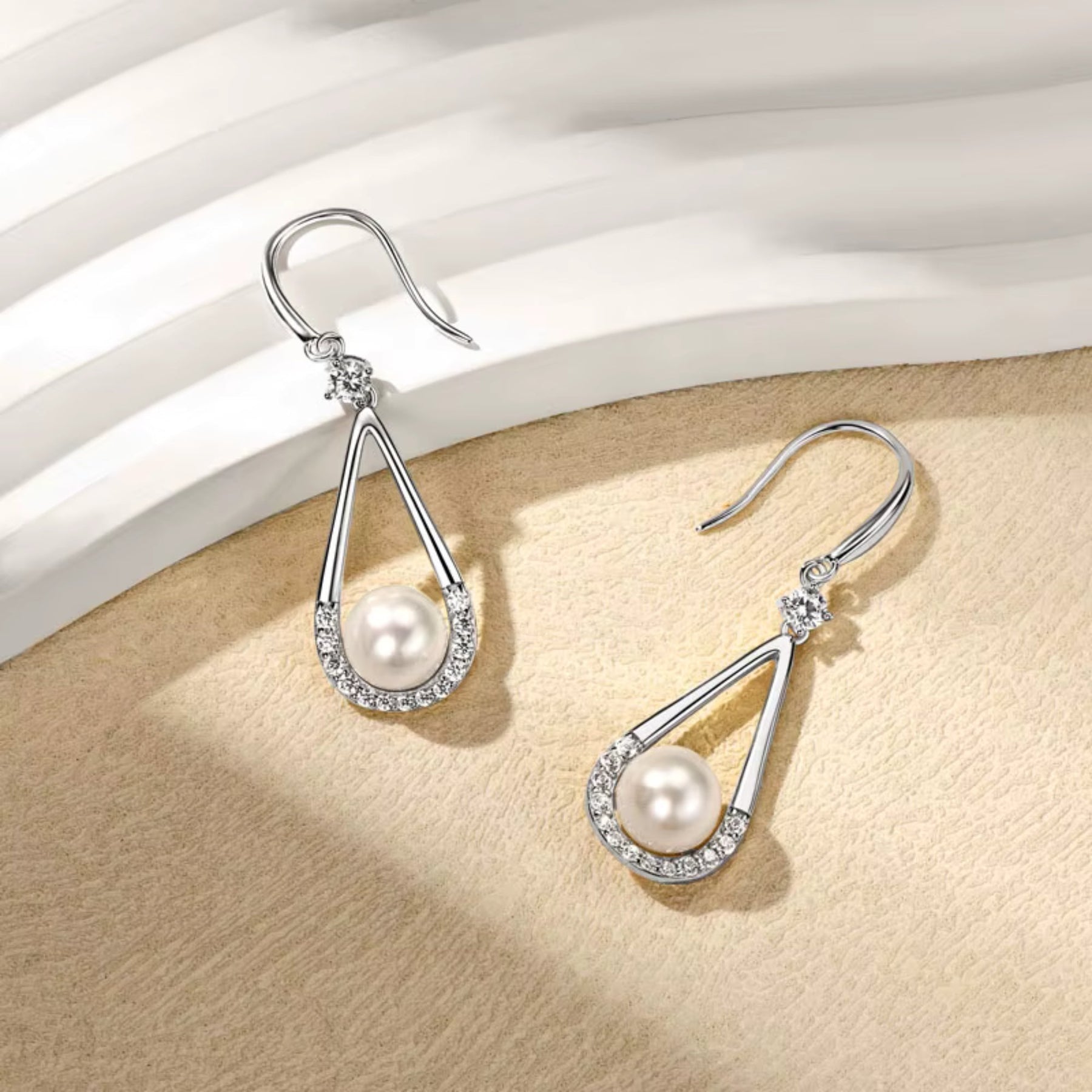 Brincos Femininos Goccia em Prata 925 Lunnelé™