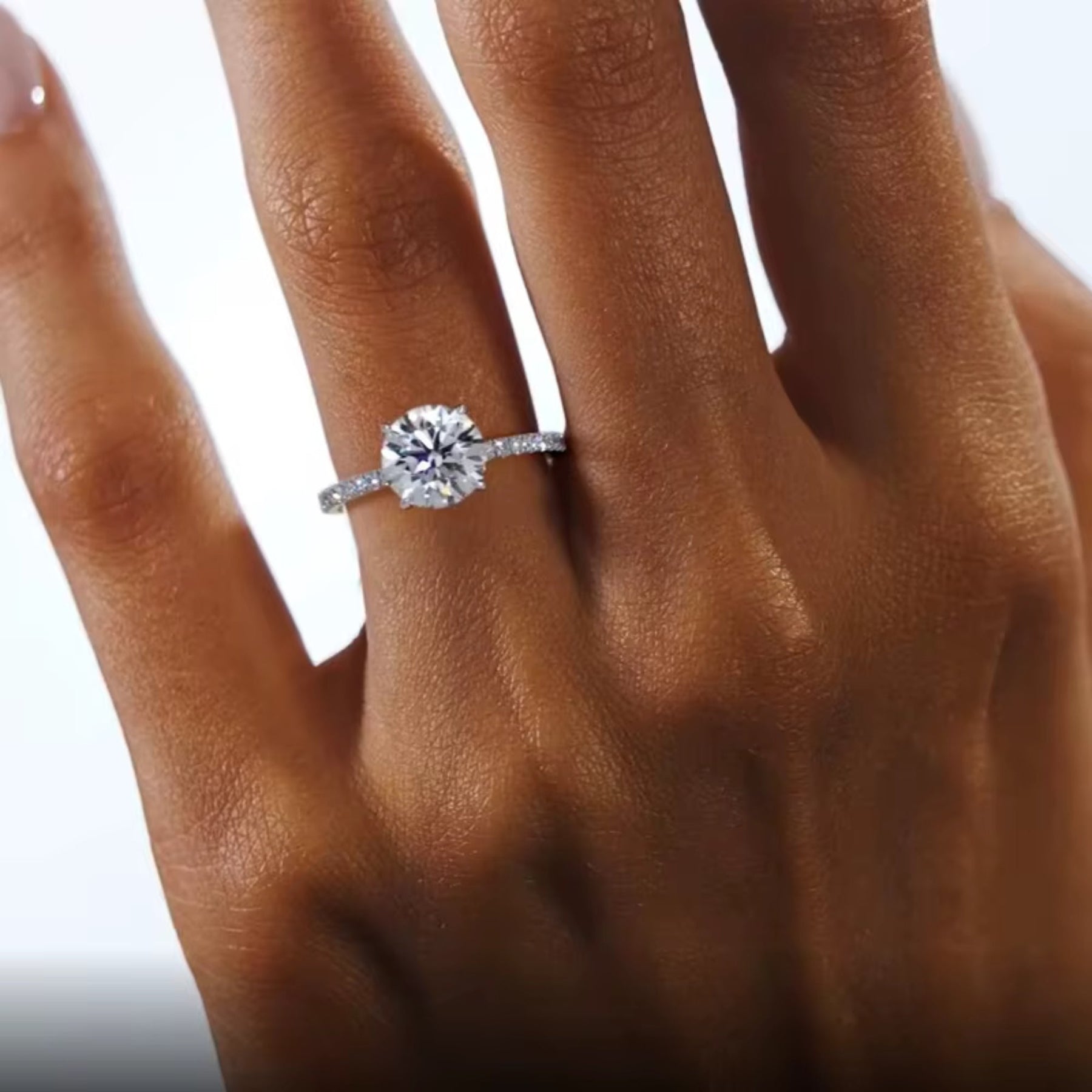 Anel Feminino Prata 925 com Zircônias Eternity Lunnelé™