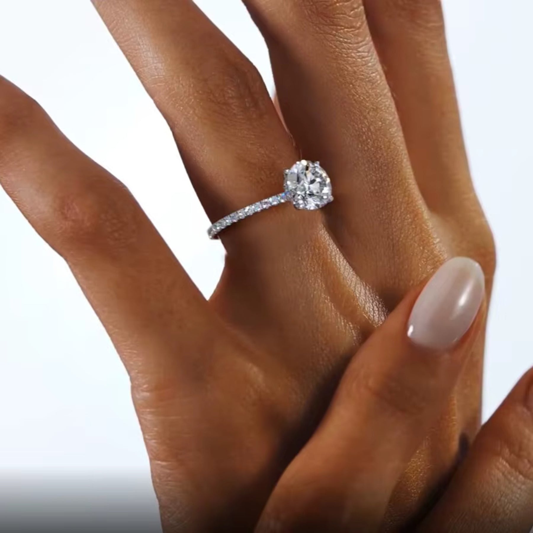 Anel Feminino Prata 925 com Zircônias Eternity Lunnelé™