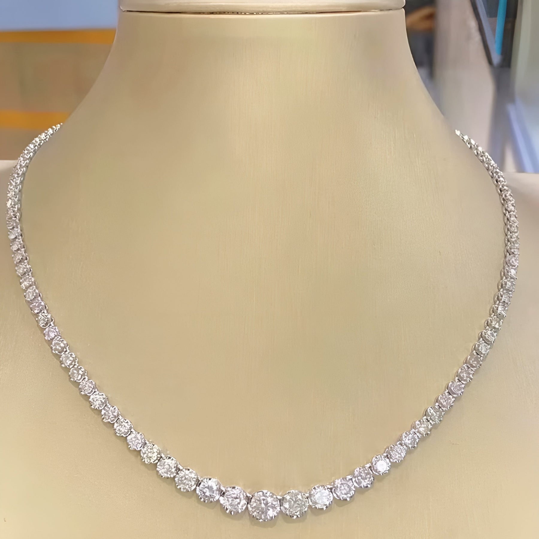 Colar de Prata Feminino com Zircônias Lumiere Lunnelé™
