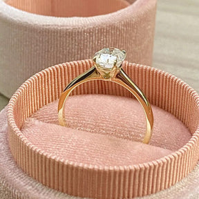 Anel Solitário Noivado com Moissanite Oval 1ct Prata 925 Lunnelé™ - foto 3