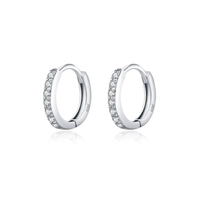 Brinco Argola Cravejada em Prata 925 com Moissanite Lunnelé™
