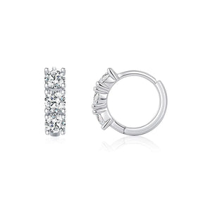Brinco Argola Trilogia em Prata 925 com Moissanite 0,30ct Lunnelé™