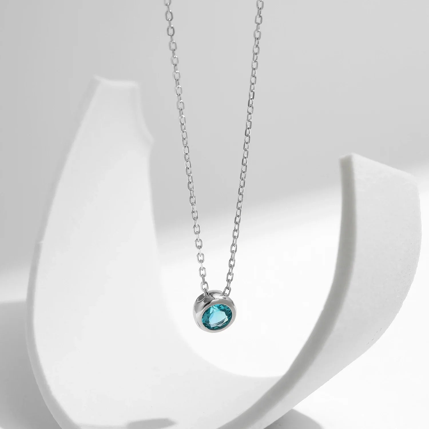 Colar com Pingente Luz Turquesa Prata 925
