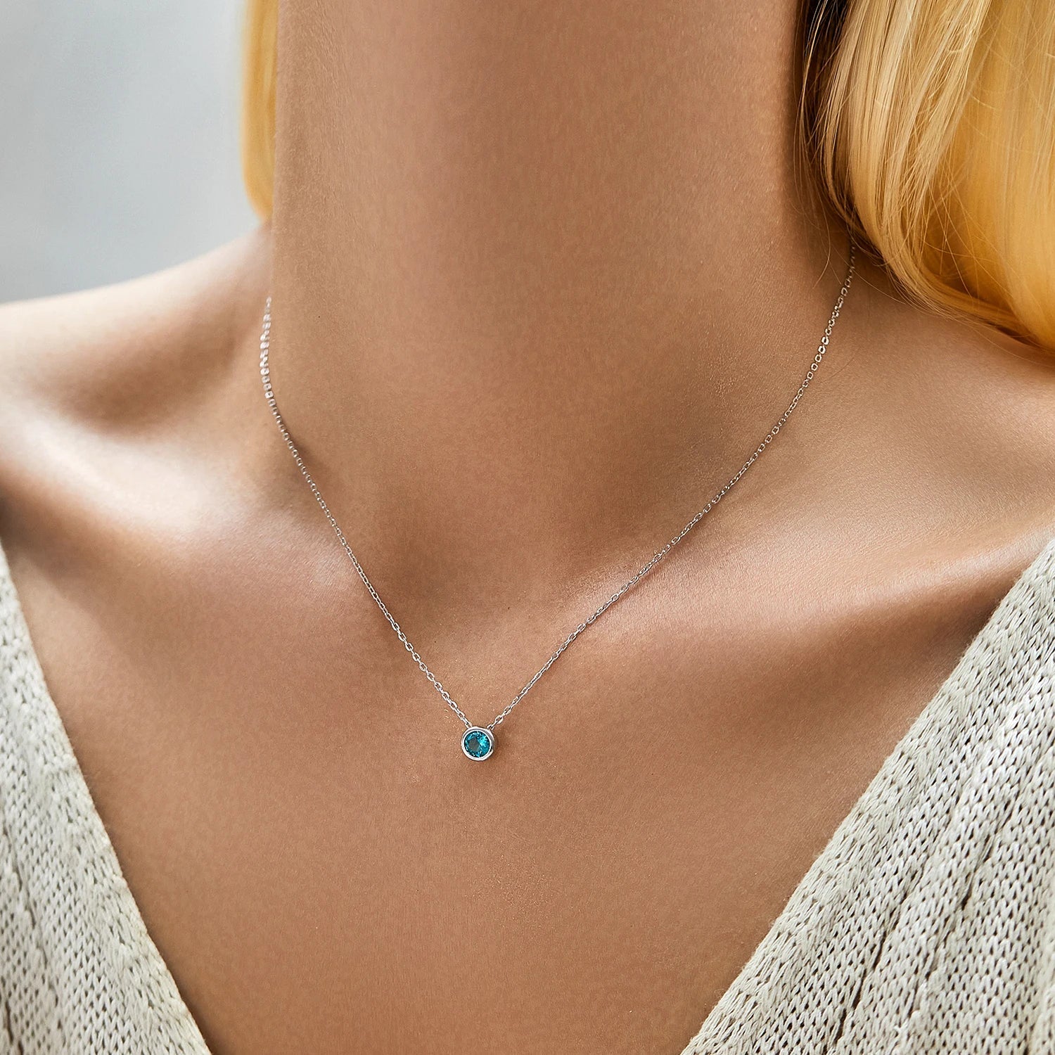Colar com Pingente Luz Turquesa Prata 925