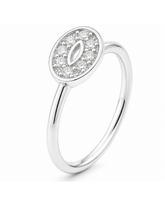 Anel Oval Cravejado com Zircônias Prata 925 Lunnelé™