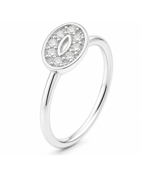 Anel Oval Cravejado com Zircônias Prata 925 Lunnelé™