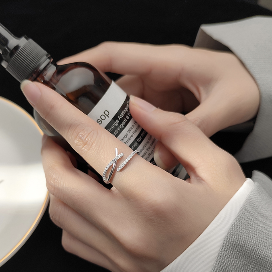 Anel em Prata 925 com Zircônia Lunnelé™