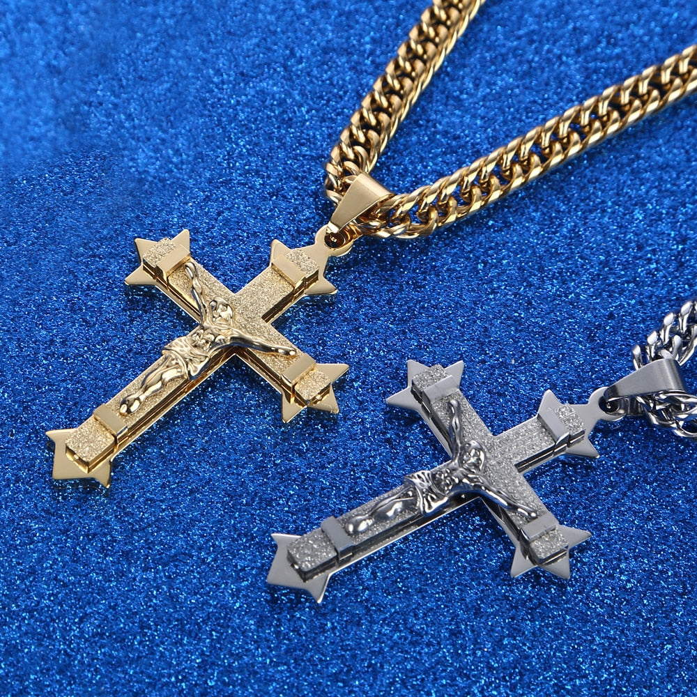 Corrente com Pingente Crucifixo Modern em Aço Inoxidável Lunnelé™