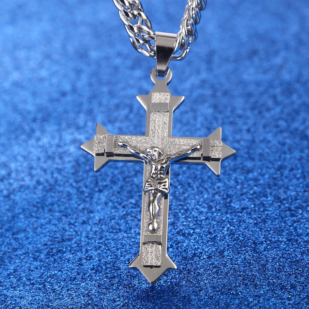 Corrente com Pingente Crucifixo Modern em Aço Inoxidável Lunnelé™