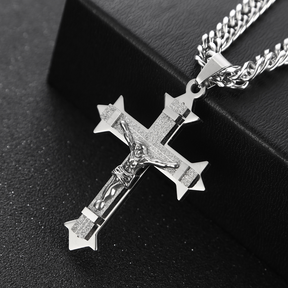 Corrente com Pingente Crucifixo Modern em Aço Inoxidável Lunnelé™