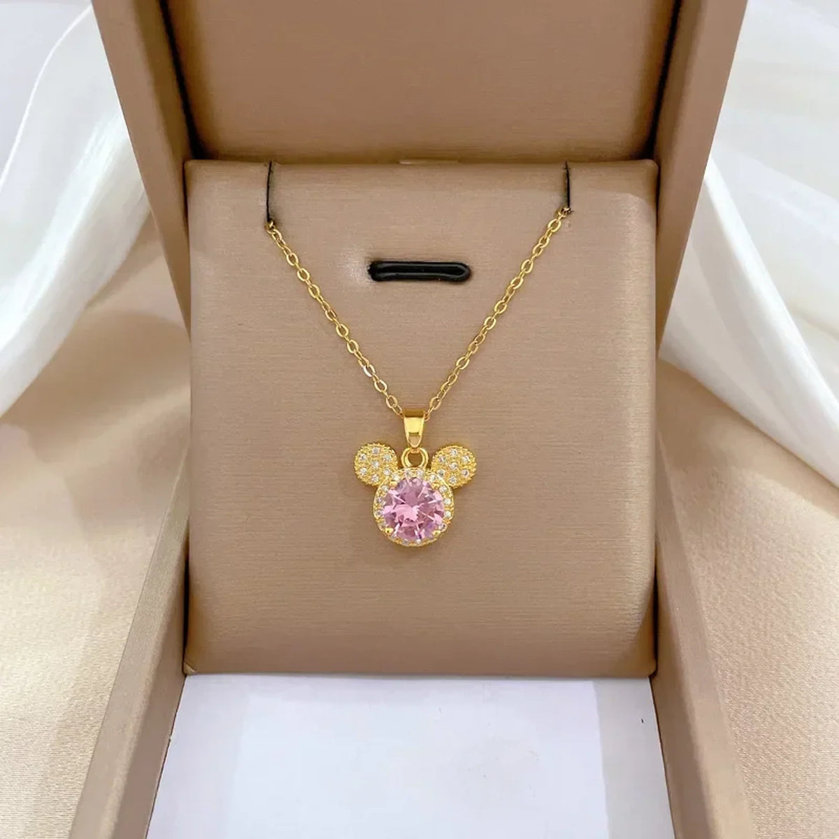 Colar Luxo Feminino Mickey Mouse - Um Clássico Encantado Lunnelé™