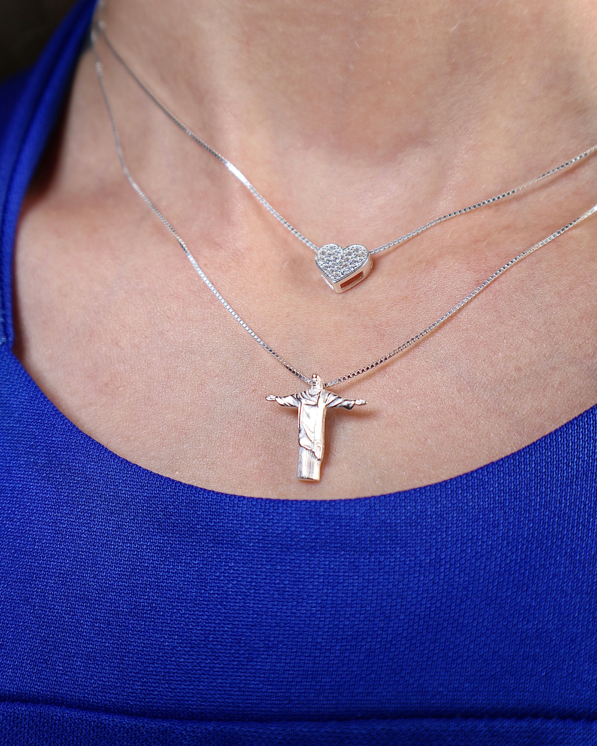 Conjunto Colar Coração Cravejado e Cristo Redentor em Prata 925 Lunnelé™ - foto 6