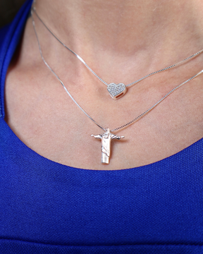 Conjunto Colar Coração Cravejado e Cristo Redentor em Prata 925 Lunnelé™ - foto 6