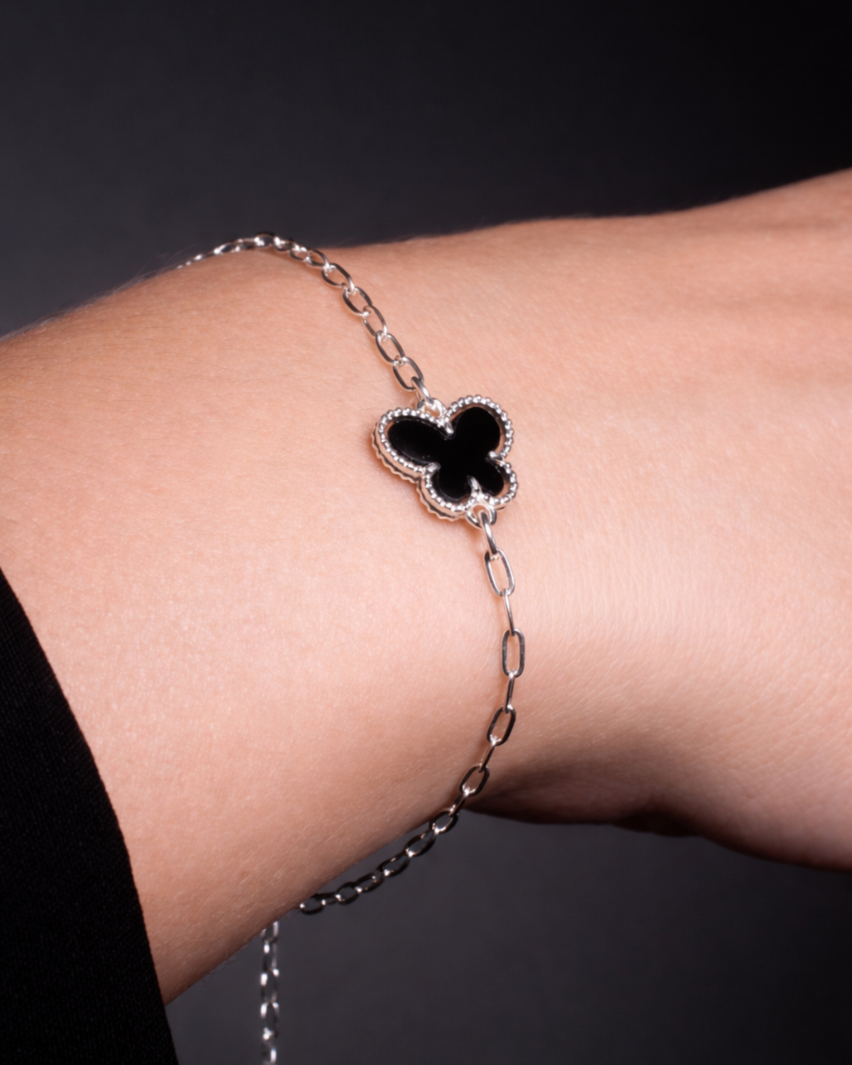 Pulseira Borboleta Preta em Prata 925 Lunnelé™ - foto 4