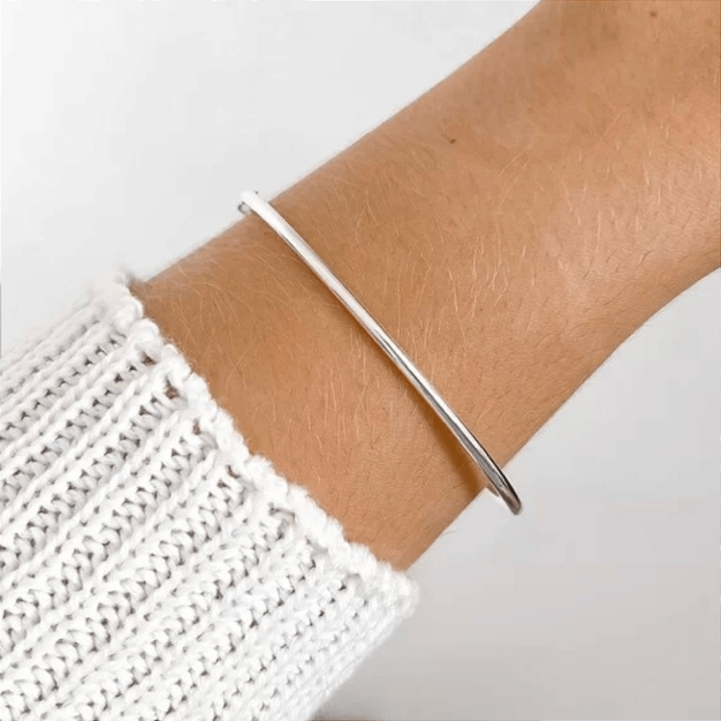 Bracelete Redondo Liso 2 mm Prata 925 Lunnelé™ - foto 2