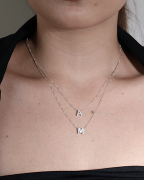 Colar Letra Inicial Cravejada em Prata 925 Lunnelé™ - foto 5