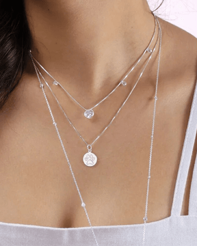 Colar Medalha Pata de Pet Prata 925 Lunnelé™ - foto 3