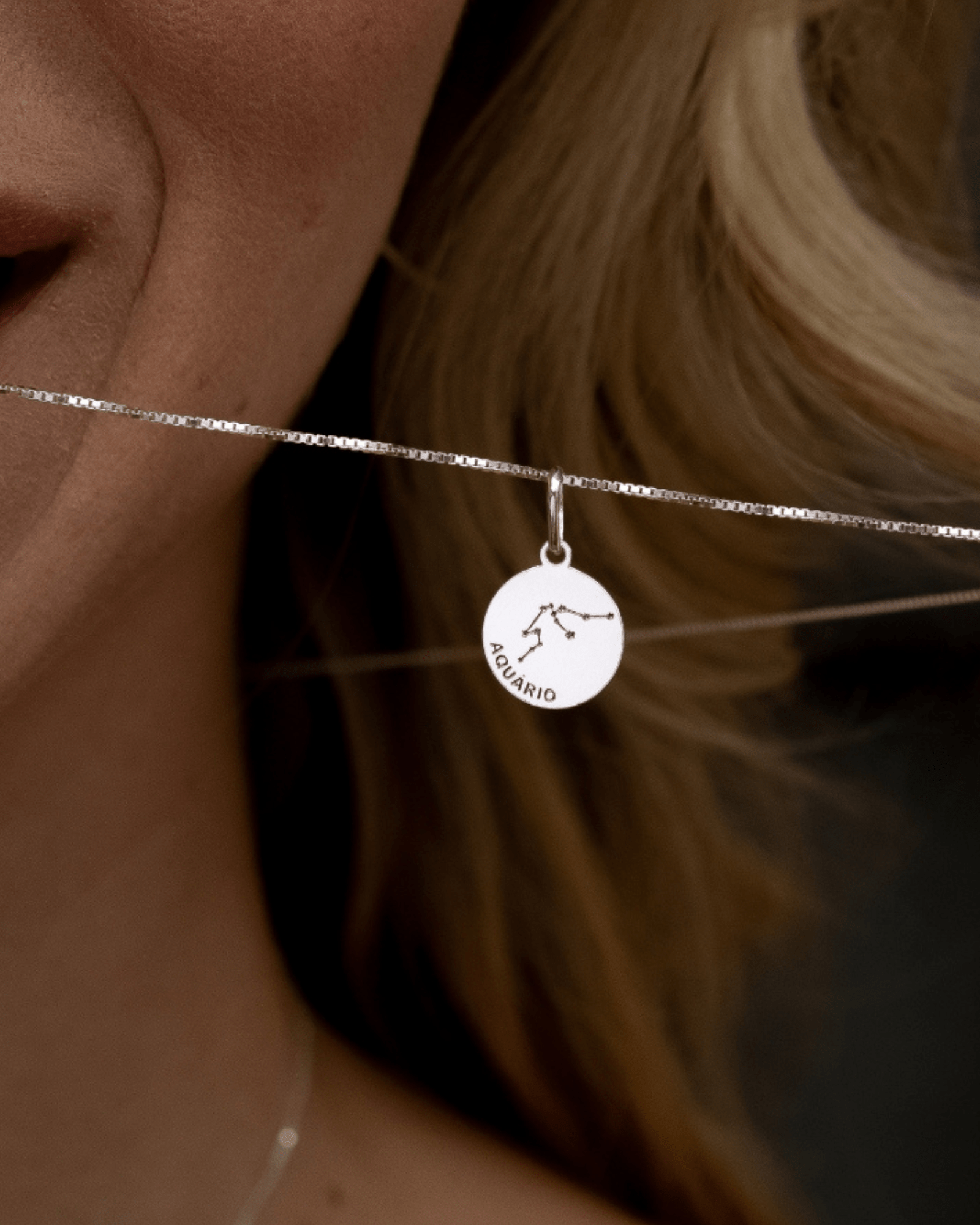 Colar Medalha Signo em Prata 925 Lunnelé™