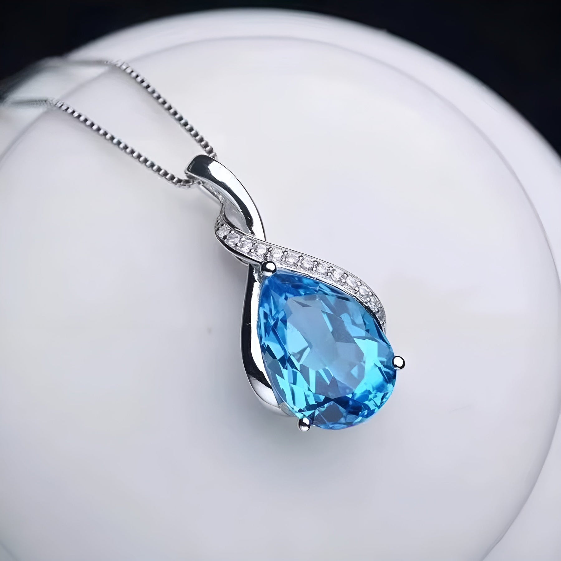 Colar Feminino de Prata 925 Gota Azul Lunnelé™