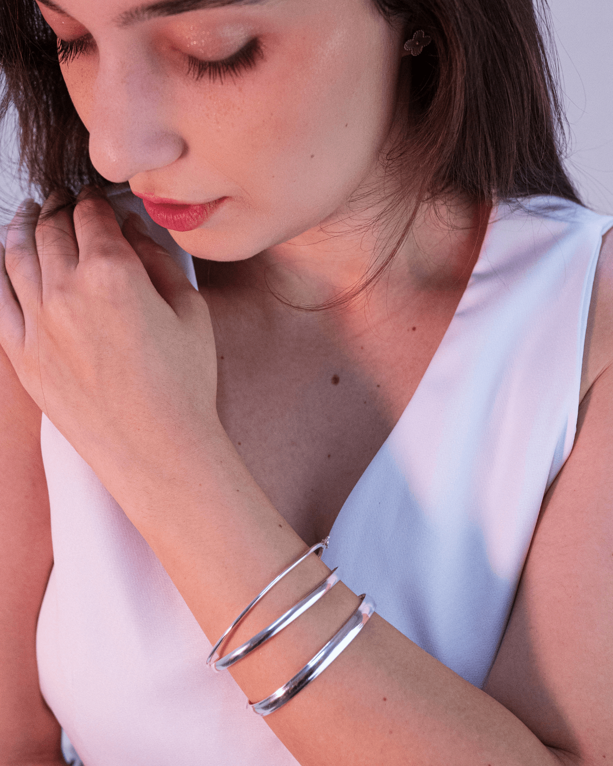 Mix com Três Braceletes Lisos Click Em Prata 925 Lunnelé™ - foto 4