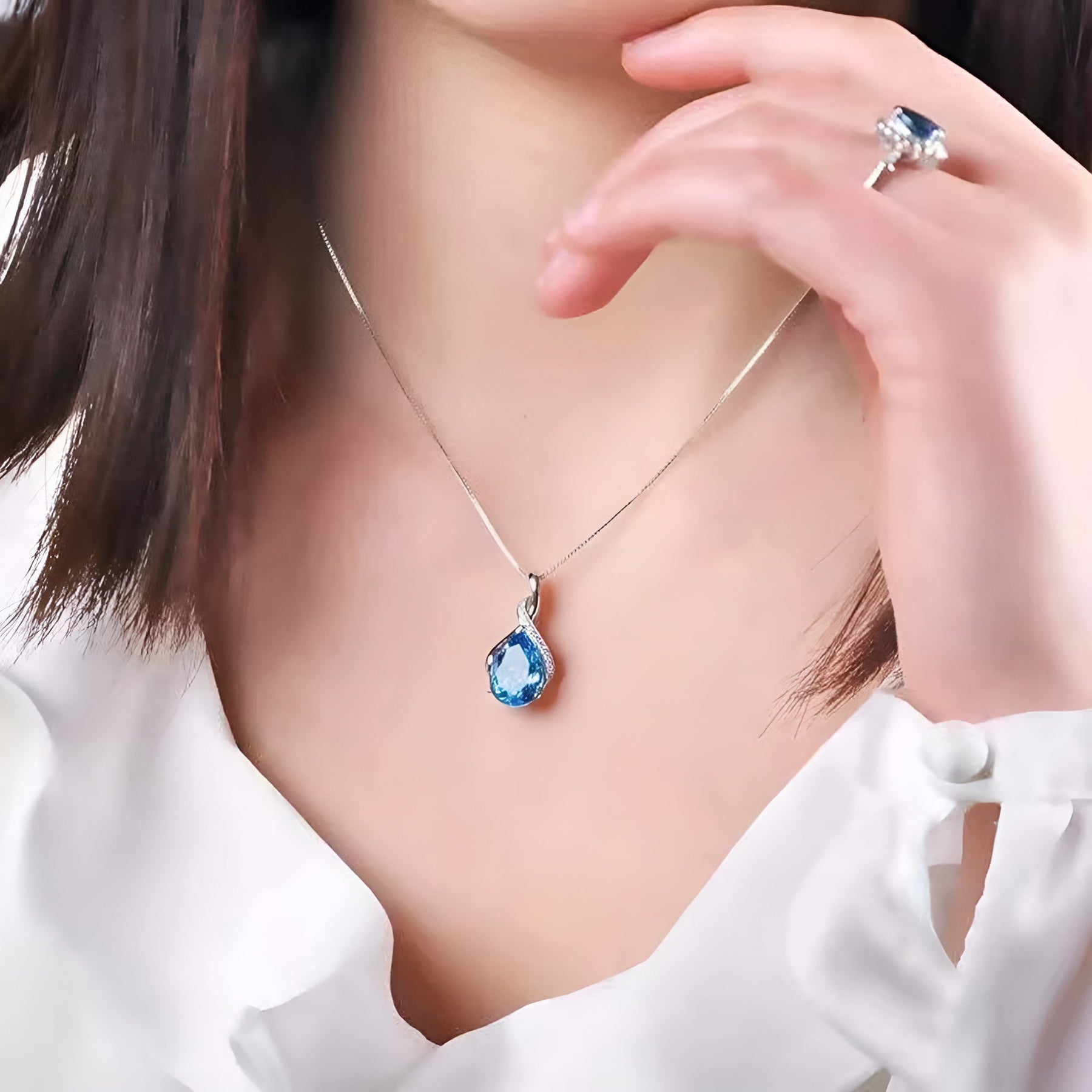 Colar Feminino de Prata 925 Gota Azul Lunnelé™
