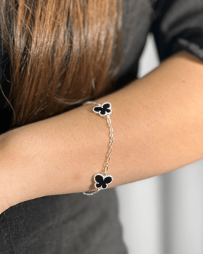 Pulseira Tornozeleira Três Borboletas Pretas em Prata 925 Lunnelé™ - foto 4