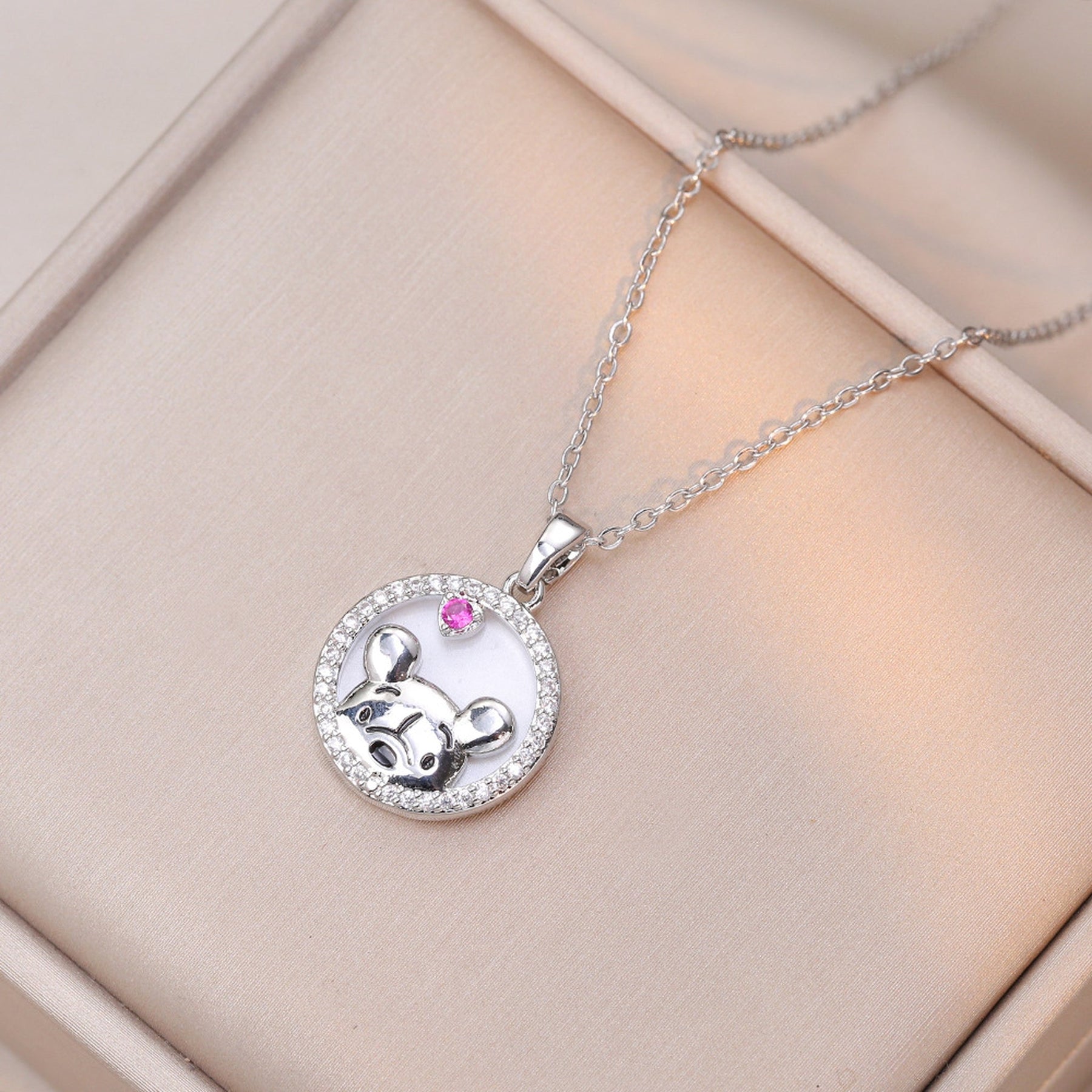 Colar Luxo Encanto do Ursinho Pooh